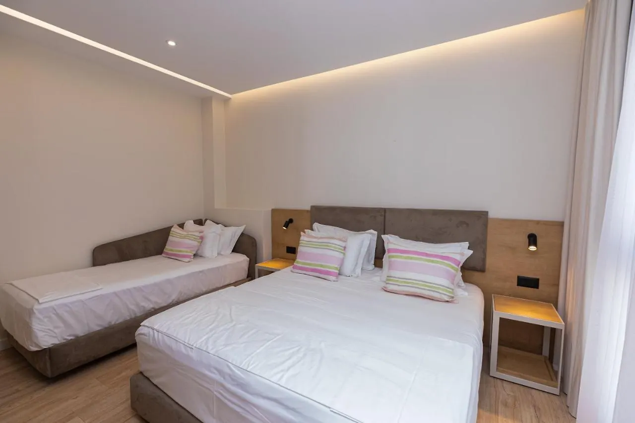 B&B Champagne, Vlore Bay Radhime 0*,  Albania