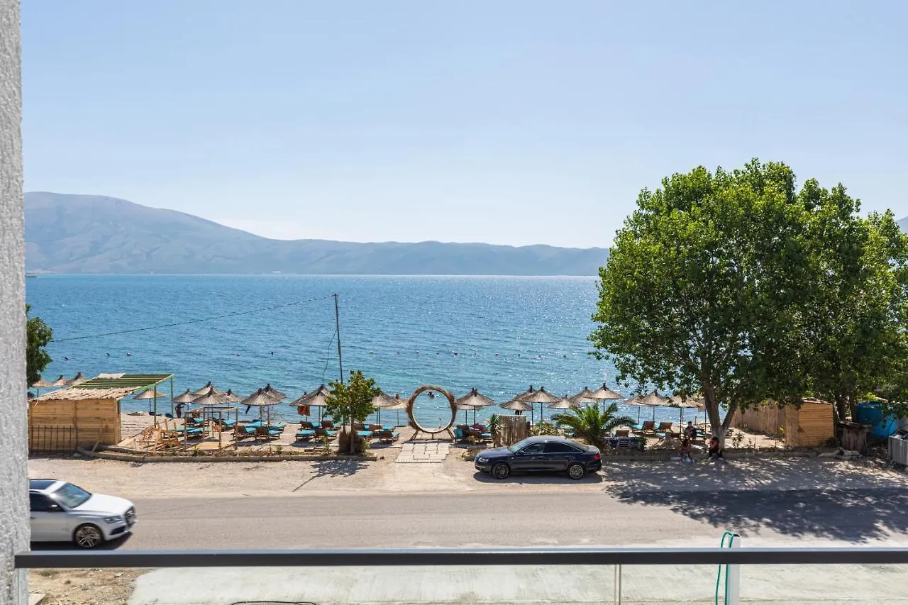 B&B Champagne, Vlore Bay Radhime Bed & Breakfast