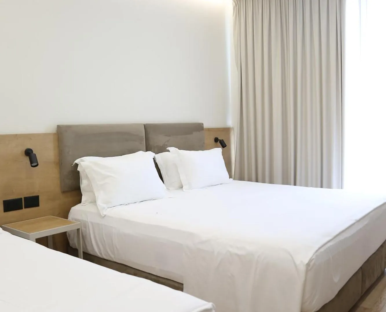 B&B Champagne, Vlore Bay Radhime Bed & Breakfast