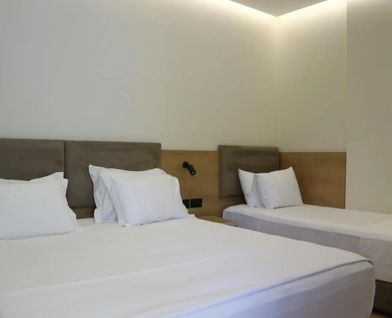 B&B Champagne, Vlore Bay Radhime 0*,