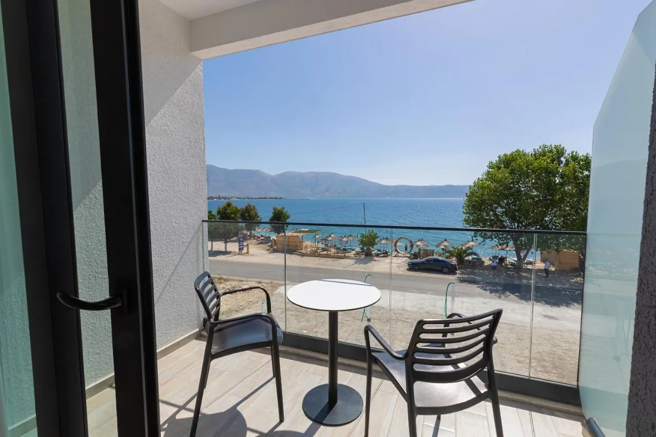 B&B Champagne, Vlore Bay Radhimë Bed & Breakfast